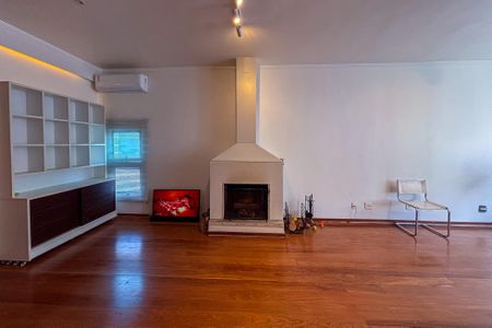 Apartamento para alugar com 158m², 3 quartos e 2 vagas Apartamento para alugar com 158m², 3 quartos e 2 vagasSala