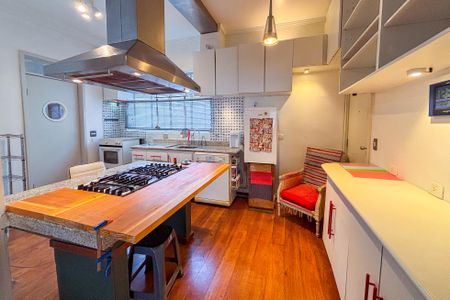 Apartamento para alugar com 158m², 3 quartos e 2 vagas Apartamento para alugar com 158m², 3 quartos e 2 vagasCozinha