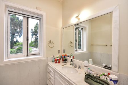 Casa à venda com 715m², 5 quartos e 3 vagasBanheiro da Suíte 3