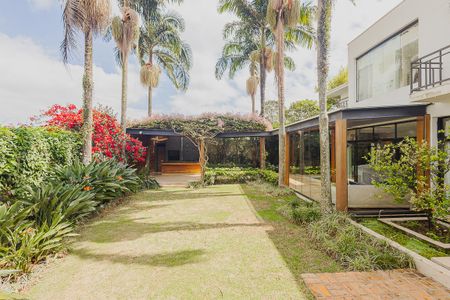 Casa à venda com 700m², 5 quartos e 6 vagasJardim