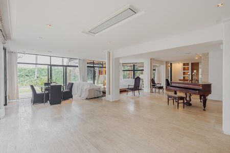 Sala de casa à venda com 5 quartos, 700m² em Boaçava, São Paulo