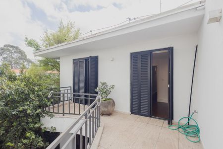 Casa à venda com 700m², 5 quartos e 6 vagasVaranda da Suíte 3