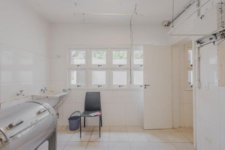 Casa à venda com 700m², 5 quartos e 6 vagasÁrea de Serviço