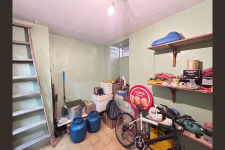 Casa à venda com 347m², 7 quartos e 5 vagasQuarto 3 casa 2