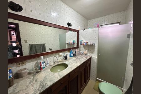 Casa à venda com 347m², 7 quartos e 5 vagasBanheiro Social