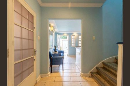 Casa à venda com 220m², 3 quartos e 4 vagas