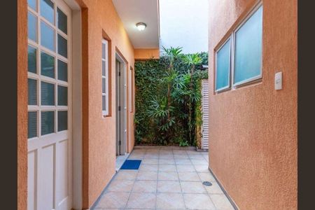 Casa à venda com 220m², 3 quartos e 4 vagas