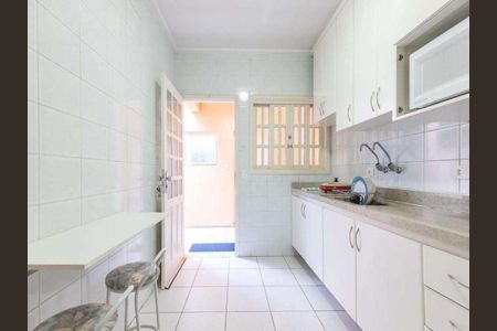 Casa à venda com 220m², 3 quartos e 4 vagas