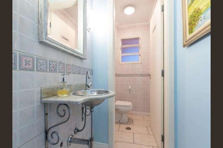 Casa à venda com 220m², 3 quartos e 4 vagas