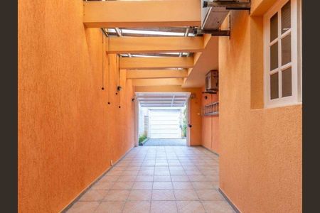 Casa à venda com 220m², 3 quartos e 4 vagas