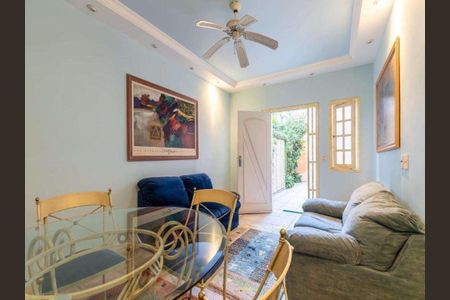 Casa à venda com 220m², 3 quartos e 4 vagas