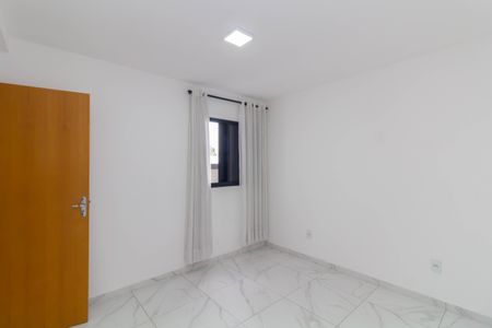 Apartamento à venda com 42m², 2 quartos e 1 vagaQuarto 2