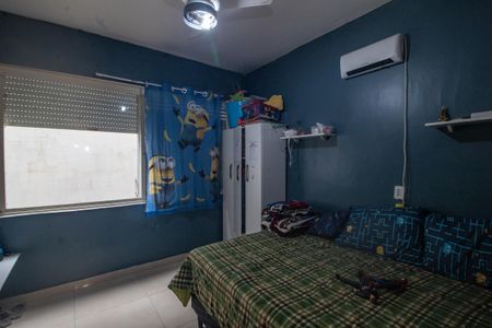 Casa à venda com 300m², 4 quartos e 2 vagas Casa à venda com 300m², 4 quartos e 2 vagasQuarto 2