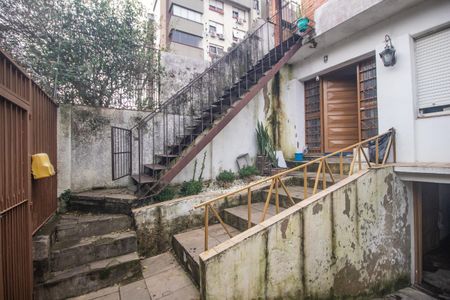Casa à venda com 300m², 4 quartos e 2 vagas Casa à venda com 300m², 4 quartos e 2 vagasÁrea comum