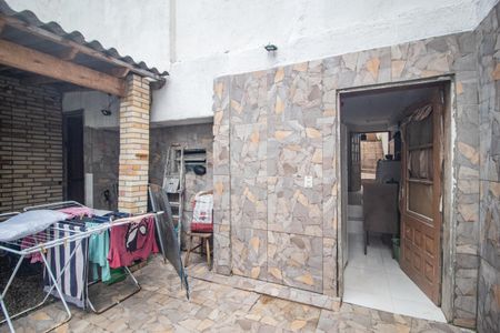 Casa à venda com 300m², 4 quartos e 2 vagas Casa à venda com 300m², 4 quartos e 2 vagasÁrea comum