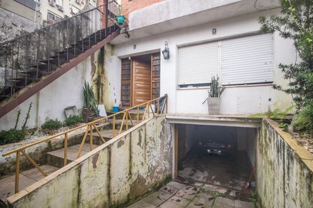 Casa à venda com 300m², 4 quartos e 2 vagas Casa à venda com 300m², 4 quartos e 2 vagasÁrea comum