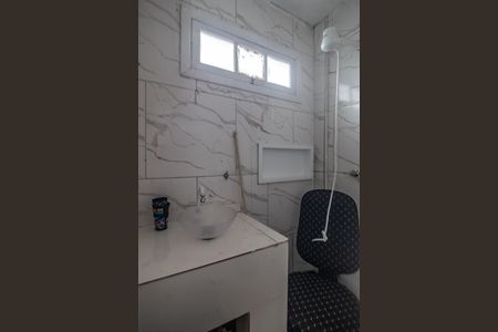 Casa à venda com 300m², 4 quartos e 2 vagas Casa à venda com 300m², 4 quartos e 2 vagasBanheiro da Suíte