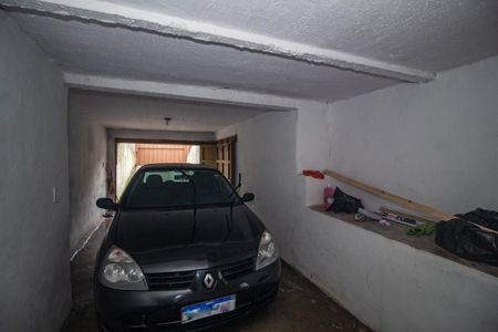Casa à venda com 300m², 4 quartos e 2 vagas Casa à venda com 300m², 4 quartos e 2 vagasGaragem