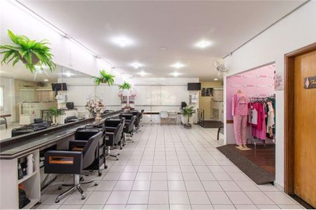 Casa à venda com 347m², 4 quartos e 3 vagas