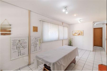 Casa à venda com 347m², 4 quartos e 3 vagas