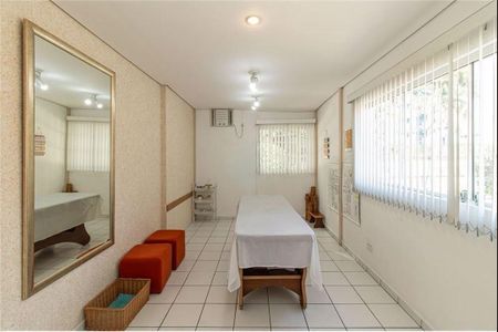 Casa à venda com 347m², 4 quartos e 3 vagas