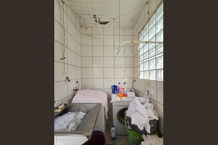 Casa à venda com 177m², 3 quartos e 2 vagasÁrea de serviço