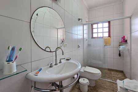 Casa à venda com 177m², 3 quartos e 2 vagasBanheiro Social