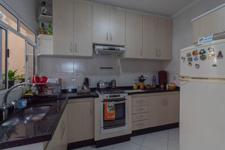 Casa de condomínio à venda com 100m², 3 quartos e 3 vagas Casa de condomínio à venda com 100m², 3 quartos e 3 vagasCozinha