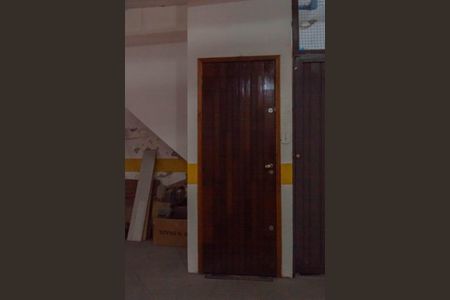 Casa de condomínio à venda com 100m², 3 quartos e 3 vagas Casa de condomínio à venda com 100m², 3 quartos e 3 vagasDeposito