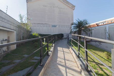 Casa de condomínio à venda com 100m², 3 quartos e 3 vagas Casa de condomínio à venda com 100m², 3 quartos e 3 vagasEntrada