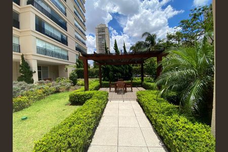 Apartamento à venda com 214m², 3 quartos e 3 vagas