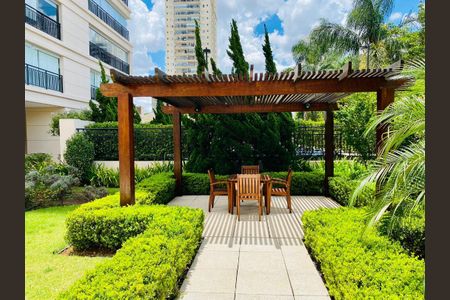 Apartamento à venda com 214m², 3 quartos e 3 vagas