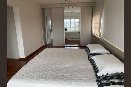 Apartamento à venda com 214m², 3 quartos e 3 vagas