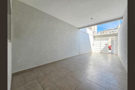 Casa à venda com 110m², 3 quartos e 2 vagas