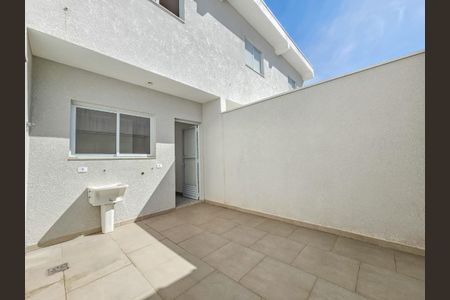 Casa à venda com 110m², 3 quartos e 2 vagas