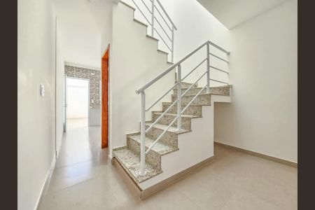 Casa à venda com 110m², 3 quartos e 2 vagas
