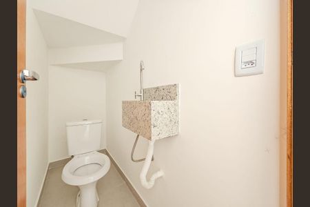 Casa à venda com 110m², 3 quartos e 2 vagas