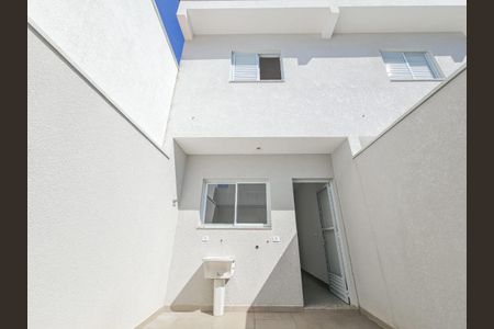 Casa à venda com 110m², 3 quartos e 2 vagas
