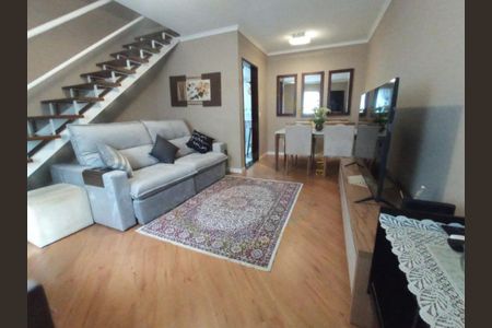 Casa à venda com 82m², 2 quartos e 2 vagas