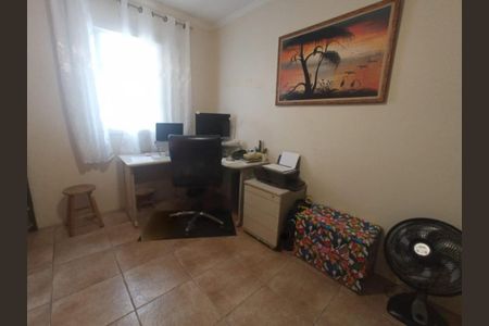 Casa à venda com 82m², 2 quartos e 2 vagas