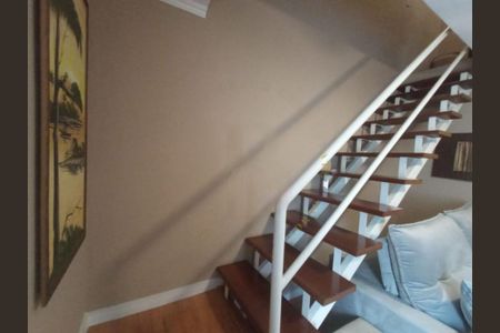 Casa à venda com 82m², 2 quartos e 2 vagas