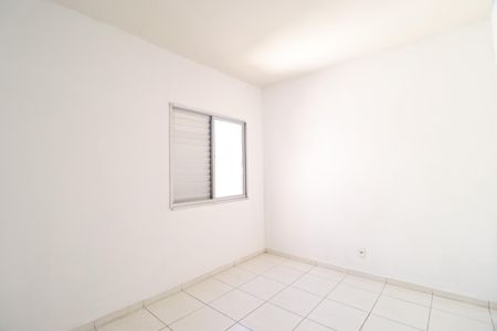 Quarto 1 de apartamento para alugar com 2 quartos, 54m² em Jardim Patricia, Uberlândia