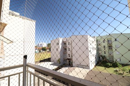 Sacada de apartamento para alugar com 2 quartos, 54m² em Jardim Patricia, Uberlândia