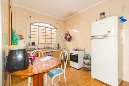 Casa à venda com 120m², 4 quartos e 2 vagasCasa 2 - Cozinha