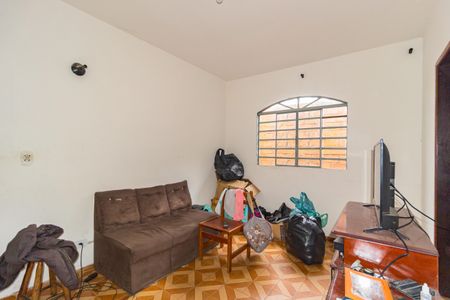 Casa à venda com 120m², 4 quartos e 2 vagasCasa 2 - Sala