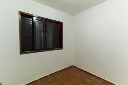 Casa à venda com 120m², 4 quartos e 2 vagasQuarto 2
