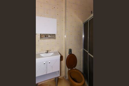 Casa à venda com 120m², 4 quartos e 2 vagasBanheiro