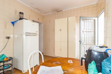 Casa à venda com 120m², 4 quartos e 2 vagasCasa 2 - Cozinha