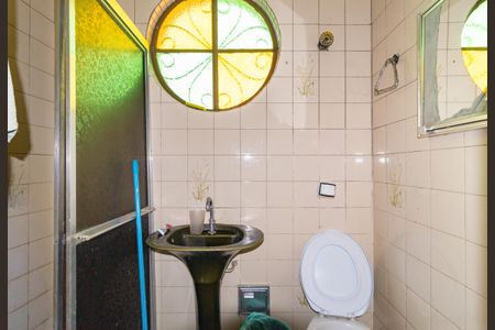 Casa à venda com 120m², 4 quartos e 2 vagasCasa 2 -Banheiro