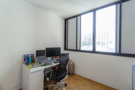 Apartamento à venda com 103m², 3 quartos e 1 vaga Apartamento à venda com 103m², 3 quartos e 1 vagaQuarto 1